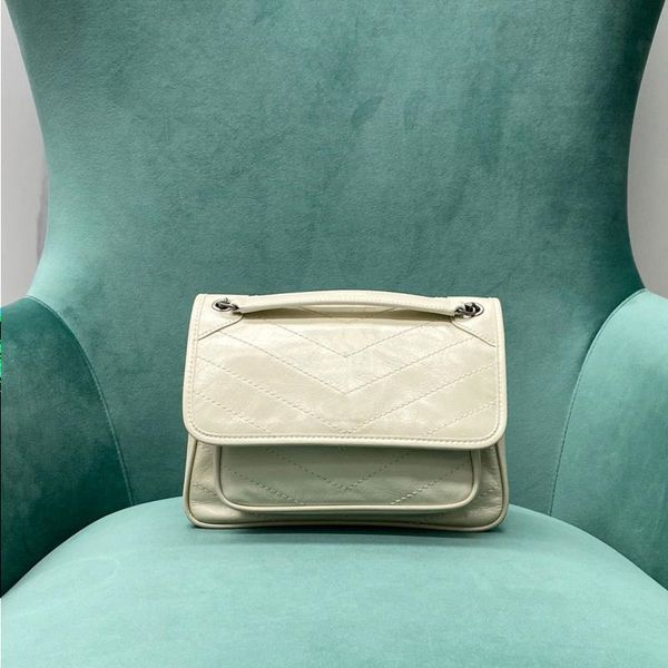 lm40156v designer shoulder bag luxury crossbody bag 22cm genuine leather handbag delicate knockoff evening bag with box yy029
lm40156v designer shoulder bag luxury crossbody bag 22cm genuine leather handbag delicate knockoff evening bag with box yy029
