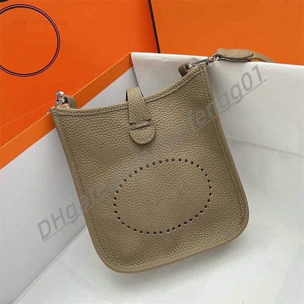 fashionable soft leather bag female evelyn mobile phone bag fashionable simple one shoulder messenger handbag
fashionable soft leather bag female evelyn mobile phone bag fashionable simple one shoulder messenger handbag