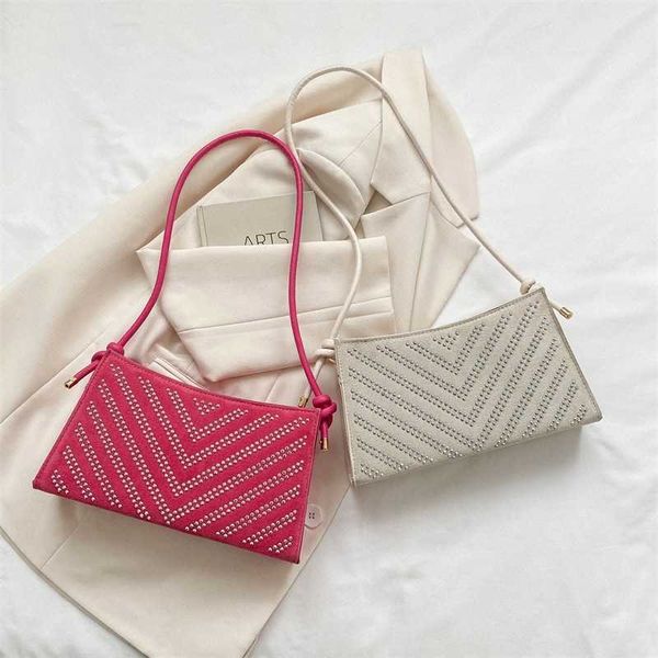 lady evening bags spring and autumn korean fashion frosted crossbody bag women's simple wide shoulder one small square 230704
lady evening bags spring and autumn korean fashion frosted crossbody bag women's simple wide shoulder one small square 230704