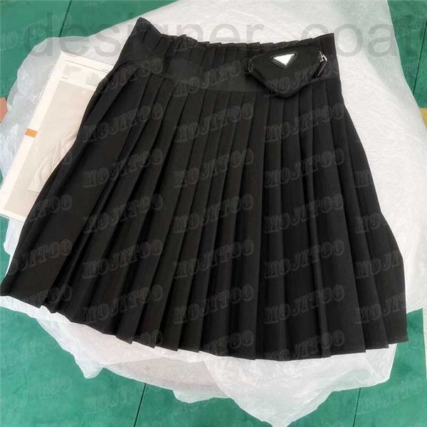 plus size dresses designer women pleated skirts dress with waist bag designer metal badge mini skirt fashion brand short for girl zaty, Black
plus size dresses designer women pleated skirts dress with waist bag designer metal badge mini skirt fashion brand short for girl zaty, Black