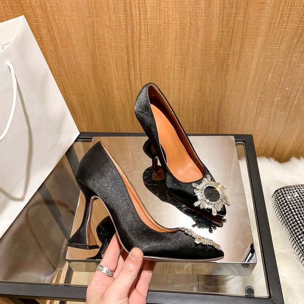 classics women shoes designer shoes heels sandals fashion beach thick bottom dress shoe alphabet lady sandal leather high heel lides by shoe, Black
classics women shoes designer shoes heels sandals fashion beach thick bottom dress shoe alphabet lady sandal leather high heel lides by shoe, Black