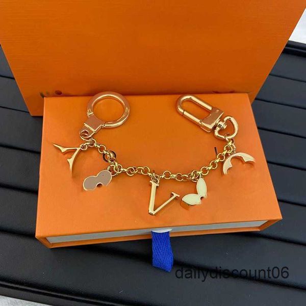 designer keychain luxury brand key chain for men car keyring women buckle keychains bags pendant exquisite gift with box and dust bag, Golden;silver
designer keychain luxury brand key chain for men car keyring women buckle keychains bags pendant exquisite gift with box and dust bag, Golden;silver