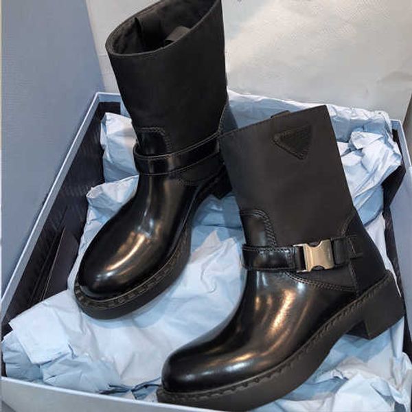 designer boots women brushed leather martin boot ankle nylon shoes winter black white shoes size 35-41 with box no333
designer boots women brushed leather martin boot ankle nylon shoes winter black white shoes size 35-41 with box no333