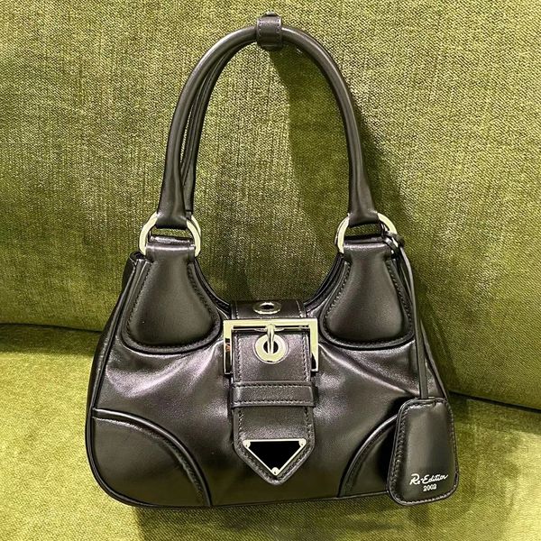 2023 new prad shoulder strap cross body half moon bags leather handbags travel luggage bag women hasp pochette duffle clutch bags man design
2023 new prad shoulder strap cross body half moon bags leather handbags travel luggage bag women hasp pochette duffle clutch bags man design