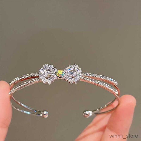 charm bracelets new fashion luxury sweet bow silver color open bracelets for women shiny full of jewelry gift r230704, Golden;silver
charm bracelets new fashion luxury sweet bow silver color open bracelets for women shiny full of jewelry gift r230704, Golden;silver
