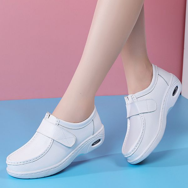 dress shoes leather shoes for women in the autumn of wear tendon soft m80496 230703, Black
dress shoes leather shoes for women in the autumn of wear tendon soft m80496 230703, Black