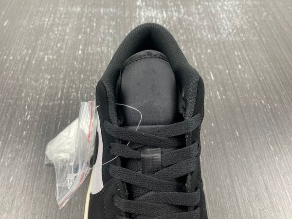 women men 1s unc quai 54 "red and green mandarin duck low gang chicago red shoes 1 white grey yellow sneakers
women men 1s unc quai 54 "red and green mandarin duck low gang chicago red shoes 1 white grey yellow sneakers