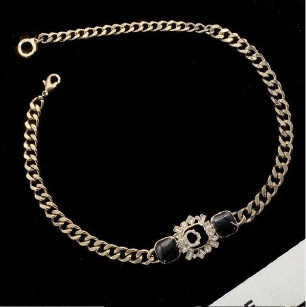 pendant necklaces european and american high-quality popular jewelry, rhinestone plated 14k gold necklace, fashionable and versatile collarb, Silver
pendant necklaces european and american high-quality popular jewelry, rhinestone plated 14k gold necklace, fashionable and versatile collarb, Silver