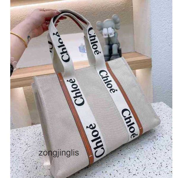 2023 evening designer fashion cloe tote handbag bags bag one woody shoulder canvas niche design portable large tote women's capacity js
2023 evening designer fashion cloe tote handbag bags bag one woody shoulder canvas niche design portable large tote women's capacity js