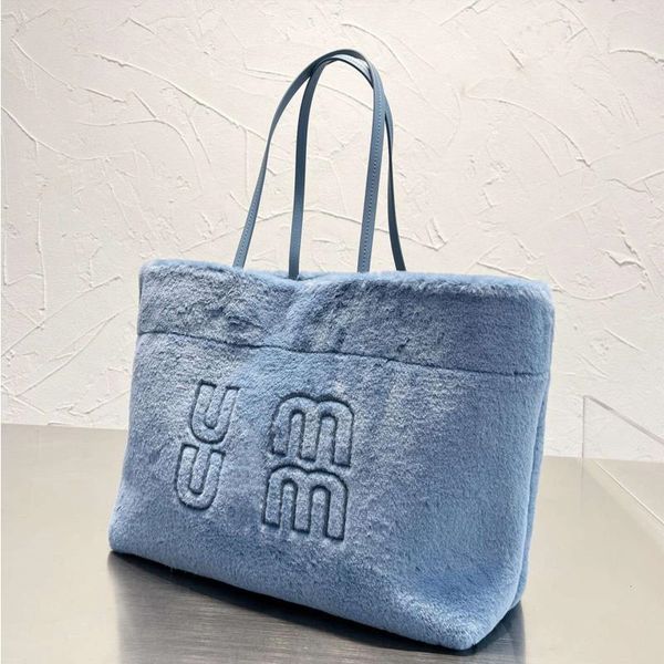 lm40156v winter soft fur shopping handbags large capacity totes embossing letters women shoulder bag holiday travel bags jwfap
lm40156v winter soft fur shopping handbags large capacity totes embossing letters women shoulder bag holiday travel bags jwfap