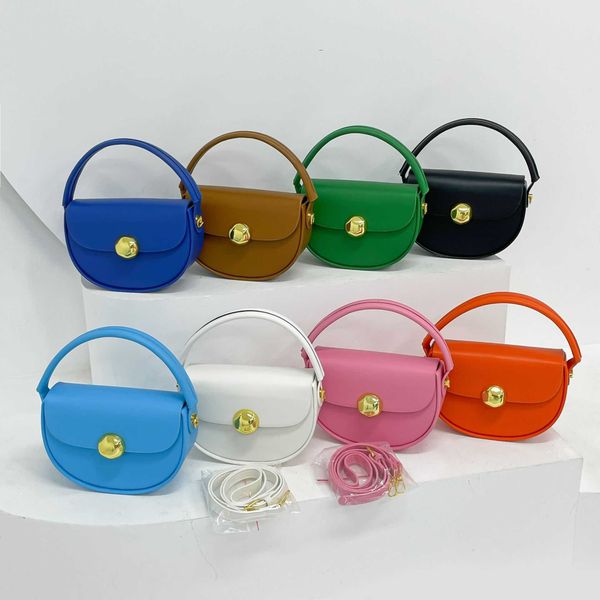 this summer's new fashion one shoulder crossbody bag version candy colored saddle bag high-end semi round shell bag
this summer's new fashion one shoulder crossbody bag version candy colored saddle bag high-end semi round shell bag