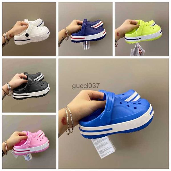 2023 kids shoes summer designer sandals slides slippers kids slipper triple baby boys girls white black purple navy blue brown waterproof sh, Black;red
2023 kids shoes summer designer sandals slides slippers kids slipper triple baby boys girls white black purple navy blue brown waterproof sh, Black;red