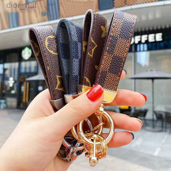 fashion designer keychain classic exquisite luxury car keyring zinc alloy letter lanyard metal small jewelry, Slivery;golden
fashion designer keychain classic exquisite luxury car keyring zinc alloy letter lanyard metal small jewelry, Slivery;golden