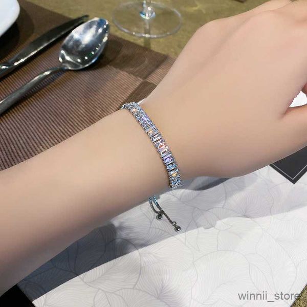 charm bracelets new fashion women silver color rose gold bracelet for female square charm bracelet wedding fine jewelry gift r230704, Golden;silver
charm bracelets new fashion women silver color rose gold bracelet for female square charm bracelet wedding fine jewelry gift r230704, Golden;silver