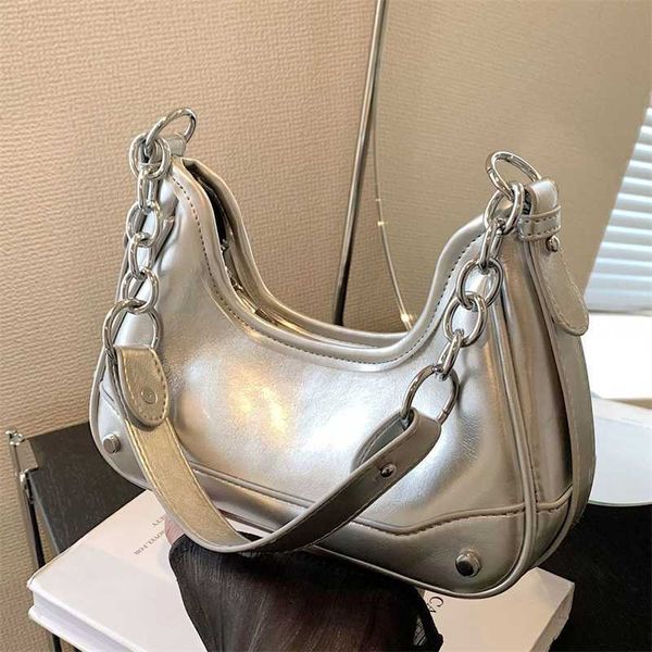 evening bags french niche chain underarm bag for women's new trendy and fashionable club versatile high-end texture shoulder 230704
evening bags french niche chain underarm bag for women's new trendy and fashionable club versatile high-end texture shoulder 230704