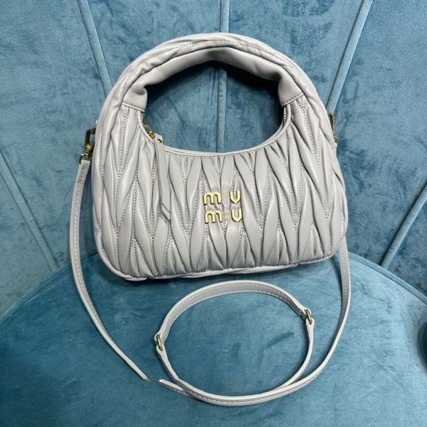 women's luxury cleo miui tote bag underarm designer genuine leather shoulder underarm bag clutch miu wander matelasse mens purse lady s
women's luxury cleo miui tote bag underarm designer genuine leather shoulder underarm bag clutch miu wander matelasse mens purse lady s