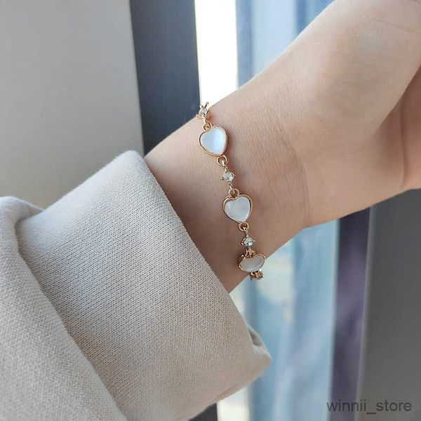 charm bracelets trendy heart bracelet for women charm opal bracelets gold color chain bangle birthday jewelry gift r230704, Golden;silver
charm bracelets trendy heart bracelet for women charm opal bracelets gold color chain bangle birthday jewelry gift r230704, Golden;silver