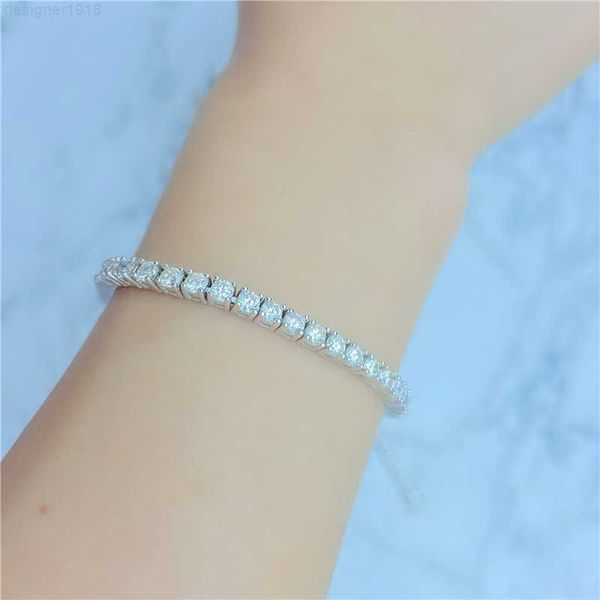 ready to ship 925 sterling silver tennis chain vvs moissanite 3mm d fl 7" 7.5" 8" 8.5" bracelet
ready to ship 925 sterling silver tennis chain vvs moissanite 3mm d fl 7" 7.5" 8" 8.5" bracelet