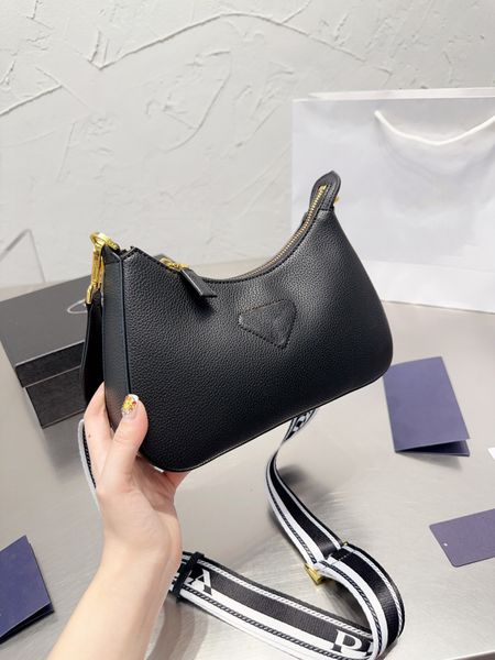 designer bag women tote bag handbag shoulder bags leather purses ladies large travel multifunctional autumn and winter
designer bag women tote bag handbag shoulder bags leather purses ladies large travel multifunctional autumn and winter