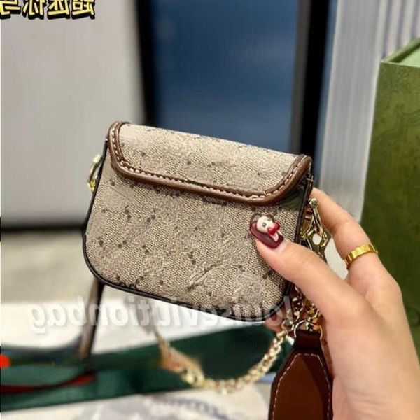 quality designer shoulder bag messenger promotion chest pack lady old flower horsebit buckle super 1995 mini chain saddlebag cross body bags
quality designer shoulder bag messenger promotion chest pack lady old flower horsebit buckle super 1995 mini chain saddlebag cross body bags