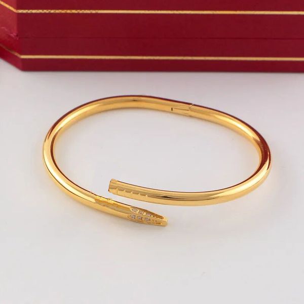 bracelet nail with diamond love screw bangle flower jewelry woman 18k rose gold silver designer bangle bracelet nail cuff fashion men jewelr
bracelet nail with diamond love screw bangle flower jewelry woman 18k rose gold silver designer bangle bracelet nail cuff fashion men jewelr