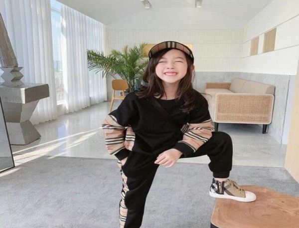 spring autumn designer girl clothing set sweatshirt pants suit children brand cotton hoodies kids tracksuits8829514, White
spring autumn designer girl clothing set sweatshirt pants suit children brand cotton hoodies kids tracksuits8829514, White