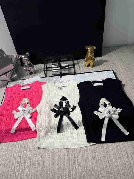 women's tanks & camis designer 2023 new summer women flower bow pearl knit fashion o-neck sleeveless crop clothes high stretch tank 3, White
women's tanks & camis designer 2023 new summer women flower bow pearl knit fashion o-neck sleeveless crop clothes high stretch tank 3, White