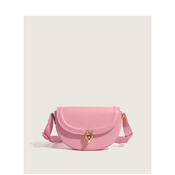 niche design lock buckle underarm bag version new simple solid color saddle bag casual women's one shoulder crossbody bag
niche design lock buckle underarm bag version new simple solid color saddle bag casual women's one shoulder crossbody bag