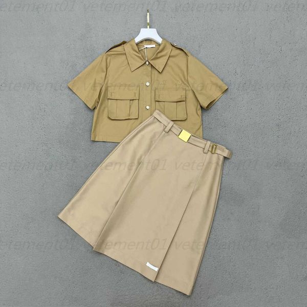 leisure tracksuit two piece set women fashion lapel short-sleeved shirt side pleated half-body skirt send belt designer tracksuits suit 0607, White
leisure tracksuit two piece set women fashion lapel short-sleeved shirt side pleated half-body skirt send belt designer tracksuits suit 0607, White