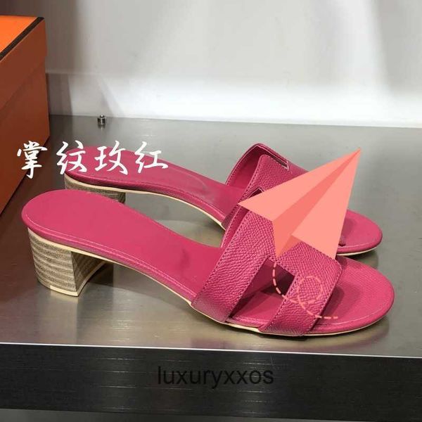 designer high h oran oasis slipper 2023 heeled classic sandal slippers for women summer wearing european with french leather thick colors da
designer high h oran oasis slipper 2023 heeled classic sandal slippers for women summer wearing european with french leather thick colors da