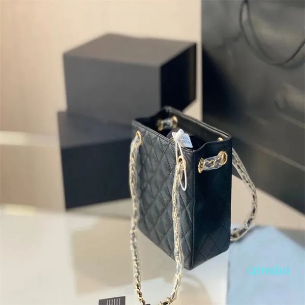 2023-mini handbags luxury bags women small bucket purses designer caviar quilted shoulder clutch lady the tote bags
2023-mini handbags luxury bags women small bucket purses designer caviar quilted shoulder clutch lady the tote bags