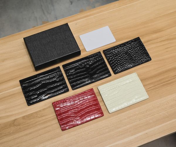 2023 luxury brand card bag designer wallet men's and women's change cardholder, Brown;gray
2023 luxury brand card bag designer wallet men's and women's change cardholder, Brown;gray