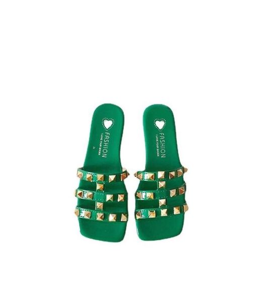 slipper kids shoes cool slippers children footwear summer girls rivet sandals casual low heels outer wear flat flip flops e190917909308, Black;grey
slipper kids shoes cool slippers children footwear summer girls rivet sandals casual low heels outer wear flat flip flops e190917909308, Black;grey