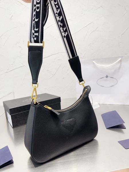 luxury designer handbag 5a nylon messenger bag classic ladies underarm shoulder wallet fashion retro star wholesale totes fashion clutch bag
luxury designer handbag 5a nylon messenger bag classic ladies underarm shoulder wallet fashion retro star wholesale totes fashion clutch bag
