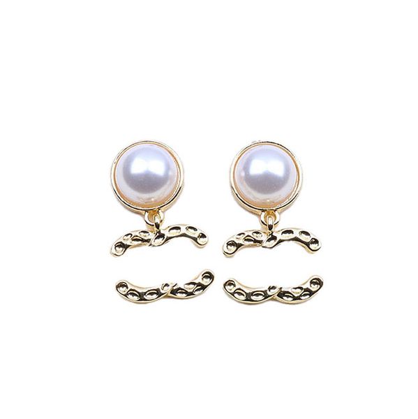 18k gold designer stud earrings eardrop luxury for women pearl pendant earrings designer jewelry party family gifts spring romantic girl cha, Golden;silver
18k gold designer stud earrings eardrop luxury for women pearl pendant earrings designer jewelry party family gifts spring romantic girl cha, Golden;silver