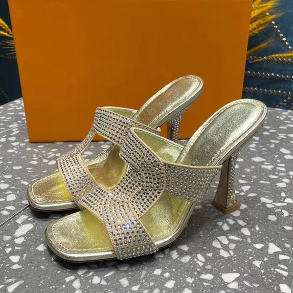 rhinestone decoration hoof heels slippers mules suede interlocking out slip-on open toe for women sandals luxury designers high heels factor, Black
rhinestone decoration hoof heels slippers mules suede interlocking out slip-on open toe for women sandals luxury designers high heels factor, Black