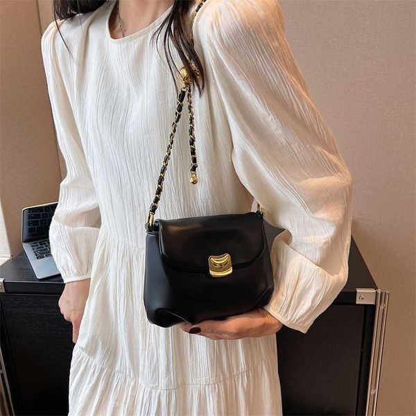 evening bags chain cloud bag trendy and niche design versatile single shoulder crossbody casual underarm women's 230704
evening bags chain cloud bag trendy and niche design versatile single shoulder crossbody casual underarm women's 230704