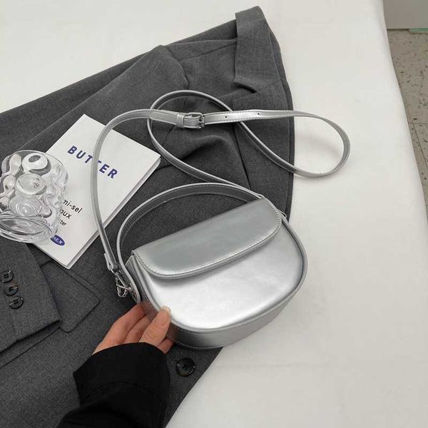 online red saddle bag new fashion solid color simple handbag pu texture oblique straddle women's bag
online red saddle bag new fashion solid color simple handbag pu texture oblique straddle women's bag