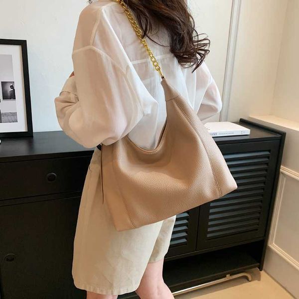 lady evening bags large capacity bag for women versatile simple one shoulder crossbody texture chain bucket commuter tote 230704
lady evening bags large capacity bag for women versatile simple one shoulder crossbody texture chain bucket commuter tote 230704