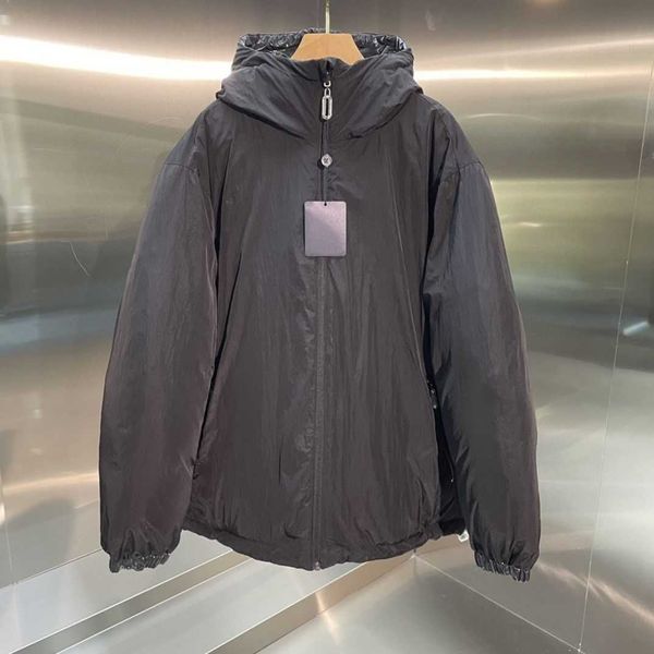 winter hooded double-sided down coat, double-sided can be worn fashion, full of 420 grams, warm and comfortable, men and women of the same s, Black
winter hooded double-sided down coat, double-sided can be worn fashion, full of 420 grams, warm and comfortable, men and women of the same s, Black