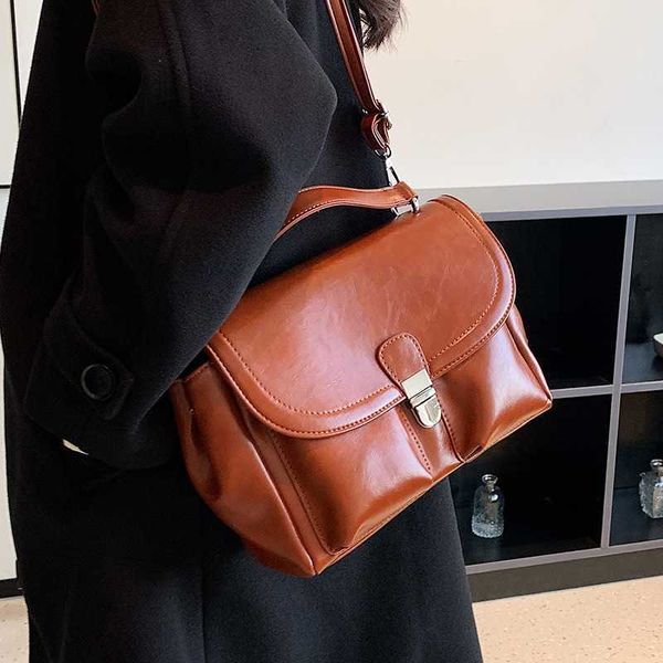 new evening bags advanced small bag autumn and winter women's popular versatile messenger portable square 230704
new evening bags advanced small bag autumn and winter women's popular versatile messenger portable square 230704