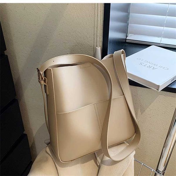 evening bags large capacity bag fashion women's messenger versatile shoulder bucket 230704
evening bags large capacity bag fashion women's messenger versatile shoulder bucket 230704