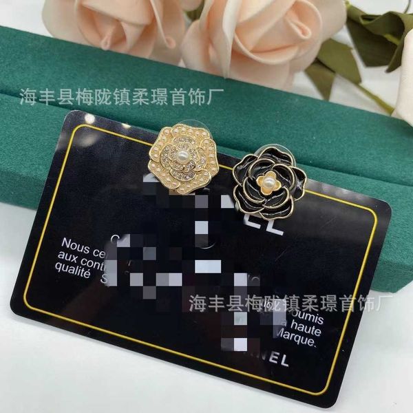 designer earrings channes classic camellia pearl water diamond fragrant brass earrings female, Golden
designer earrings channes classic camellia pearl water diamond fragrant brass earrings female, Golden