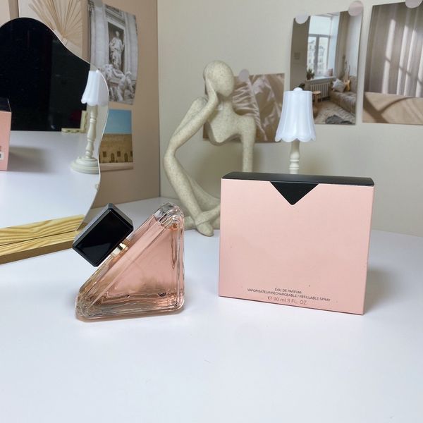 original perfume for both men and women women can spray long lasting perfume edp 90ml wood flower tone spray perfume long lasting scent fast
original perfume for both men and women women can spray long lasting perfume edp 90ml wood flower tone spray perfume long lasting scent fast