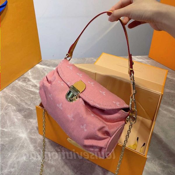 lm40156v designer women mini pretty denim shoulder bag france luxury brand l monograms flowers printed canvas underarm lady double straps cr
lm40156v designer women mini pretty denim shoulder bag france luxury brand l monograms flowers printed canvas underarm lady double straps cr