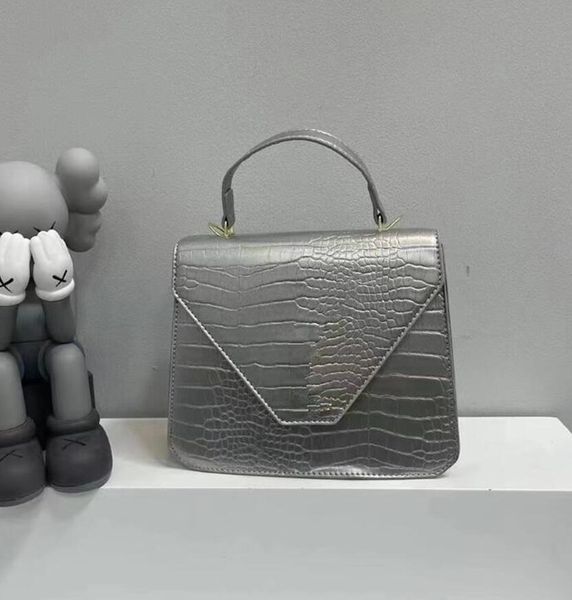 fashion womens bags designer women handbags shoulder bag luxury female leather handbag wallets ys litys metal logo ladies purse beauty
fashion womens bags designer women handbags shoulder bag luxury female leather handbag wallets ys litys metal logo ladies purse beauty