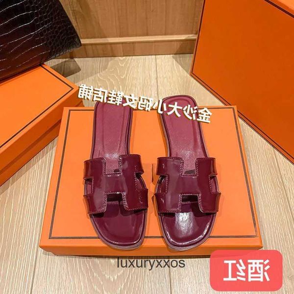 sandal h hermz slippers oran 2023 oasis bottom girl designer sandals women's summer versatile lacquer leather tourism outwear flat beac
sandal h hermz slippers oran 2023 oasis bottom girl designer sandals women's summer versatile lacquer leather tourism outwear flat beac