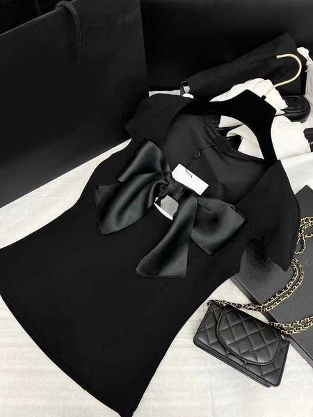 women's t-shirt designer designers women black bow elegant solid t shirts fashion square neck short sleeve lady tees luxurys casual t-s, White
women's t-shirt designer designers women black bow elegant solid t shirts fashion square neck short sleeve lady tees luxurys casual t-s, White