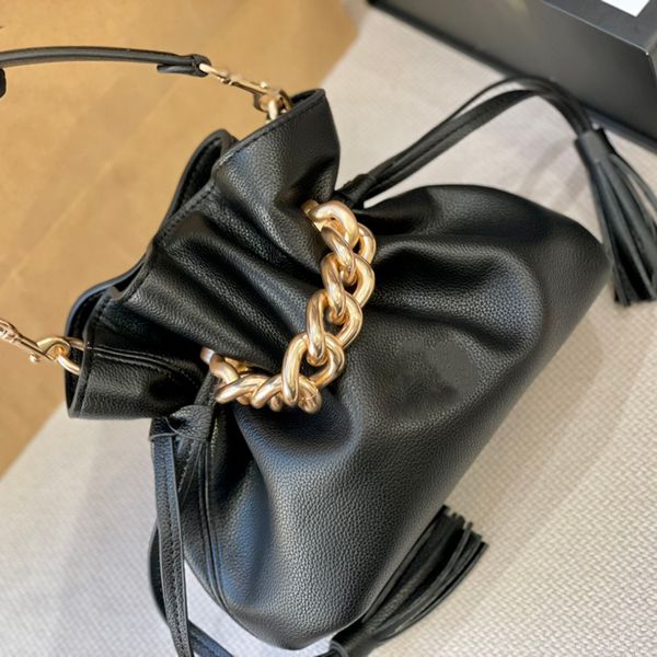 new arrival rich bag dumpling shoulder bags designer crossbody blod chain coac handbag classic bucket leather wallet long belts underarm sat
new arrival rich bag dumpling shoulder bags designer crossbody blod chain coac handbag classic bucket leather wallet long belts underarm sat