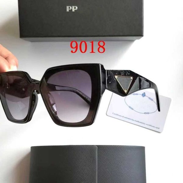 211 designer sunglasses classic eyeglasses goggle outdoor beach sun glasses for man woman mix 7 color optional triangular signature, White;black
211 designer sunglasses classic eyeglasses goggle outdoor beach sun glasses for man woman mix 7 color optional triangular signature, White;black